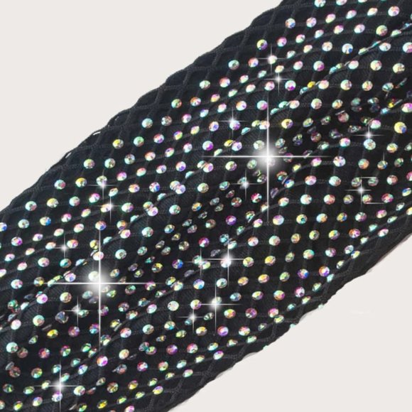 ❌SOLD OUT❌ BLACK RHINESTONE FACE MASK - Picture 4 of 4